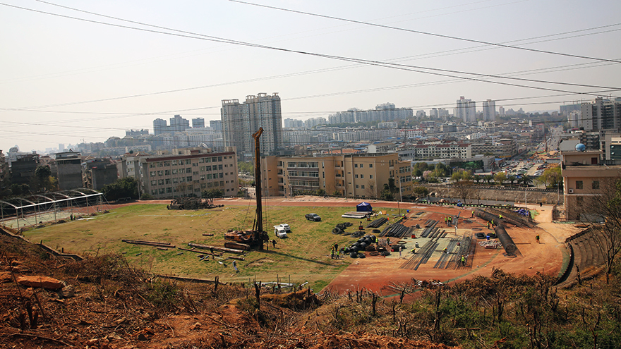 02һ�����ζ�������Ŀܽ��Ϫ�Զ�����ƾ�ѧУ�ν����ֳ�