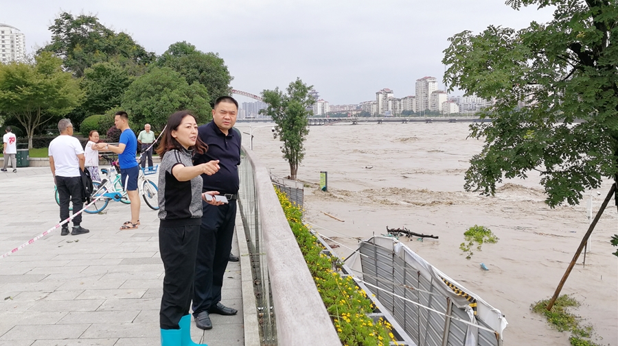 06-8��17������������Ф�������������ͷ������������_����