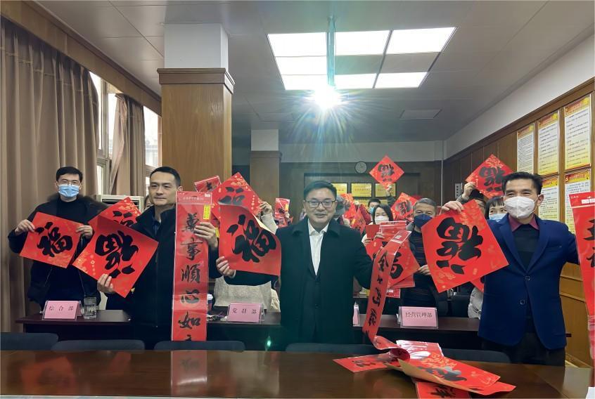 �����͸����������������˶�(1)