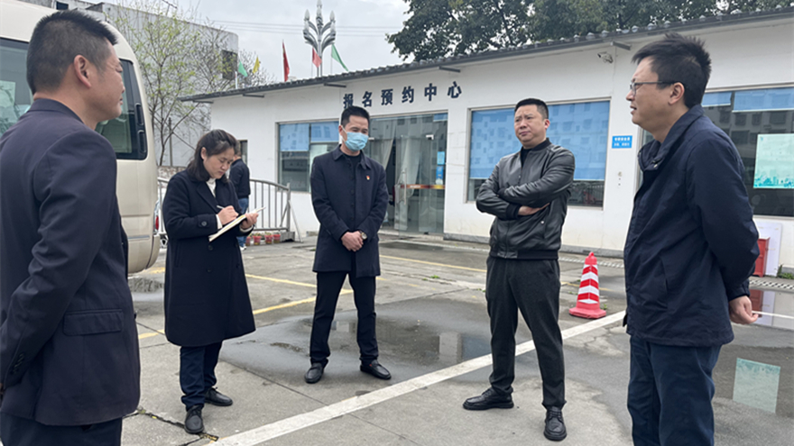 ������뱨��ְԱ������Ա����