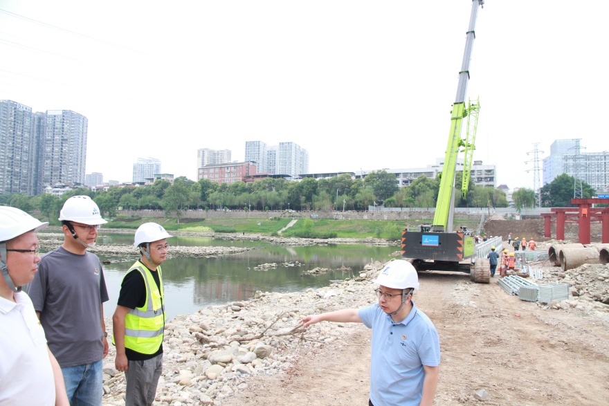 2����ƽ������Ӳ�ֱ�����Ŀ_����