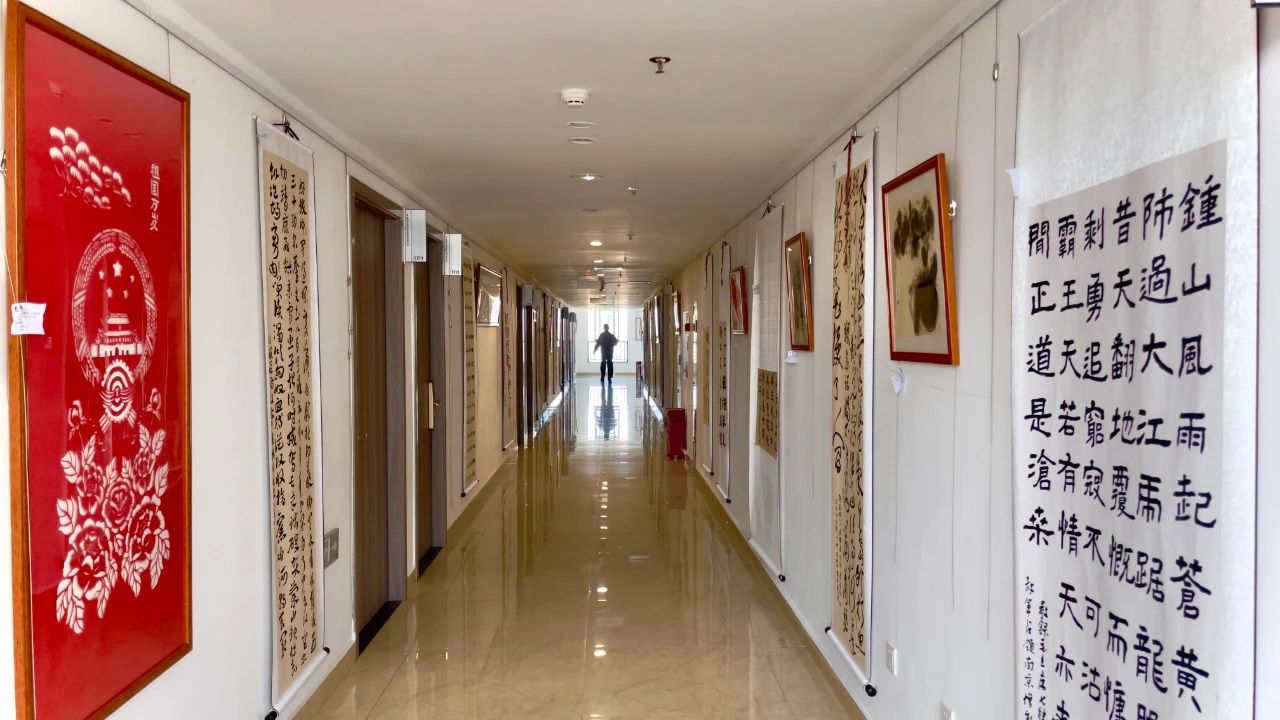 ����ʮ���� ����ܽ� ���໪�¡�ְ��������ӭ�����ֻ�չ